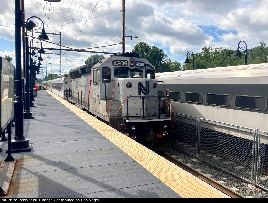 NJT 4209